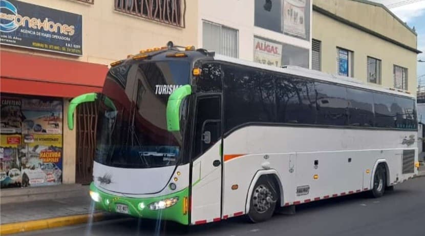 Bus 42 puestos